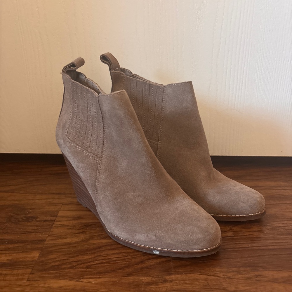 Women's Tan Ankle Boots